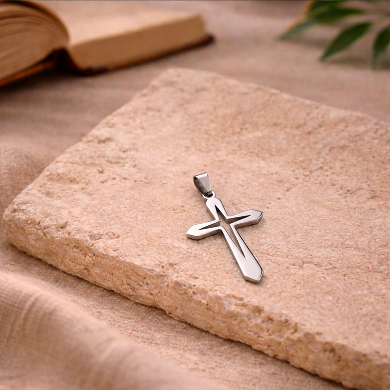 Pendentif croix original - Aeternus