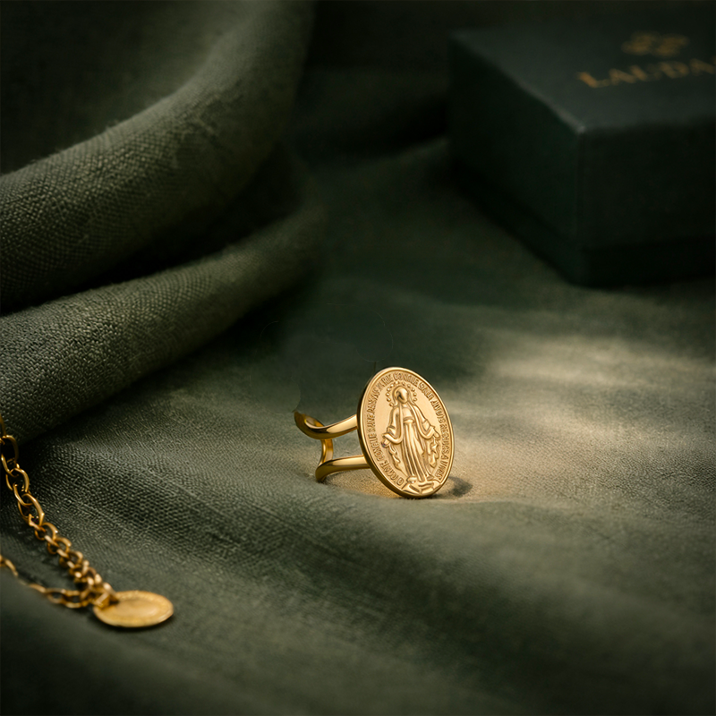 Bague Vierge Marie dorée