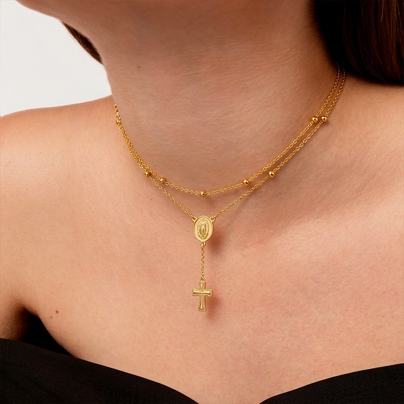 Collier chapelet croix dorée