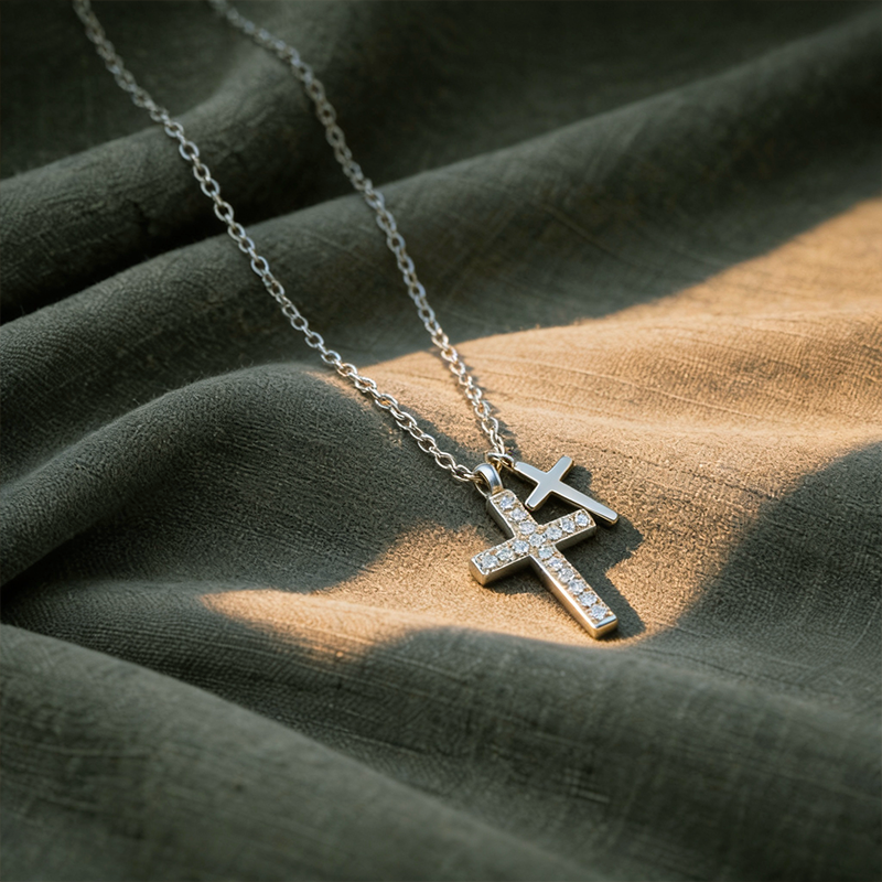 Collier double croix argentée