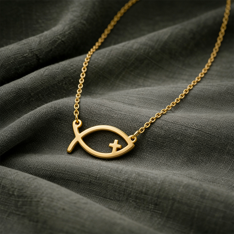 Collier poisson chrétien dorée