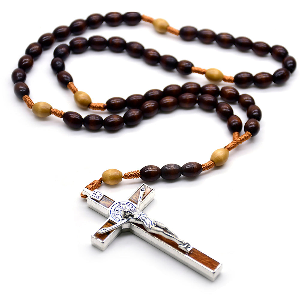 Chapelet bois croix saint Benoît