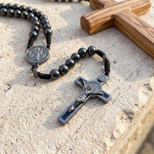 Chapelet hématite saint Benoît