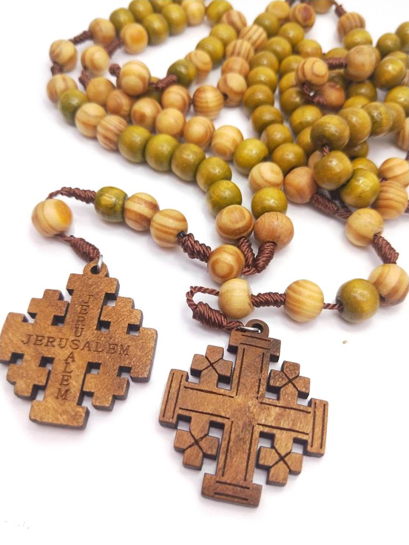 Croix de Jérusalem en bois