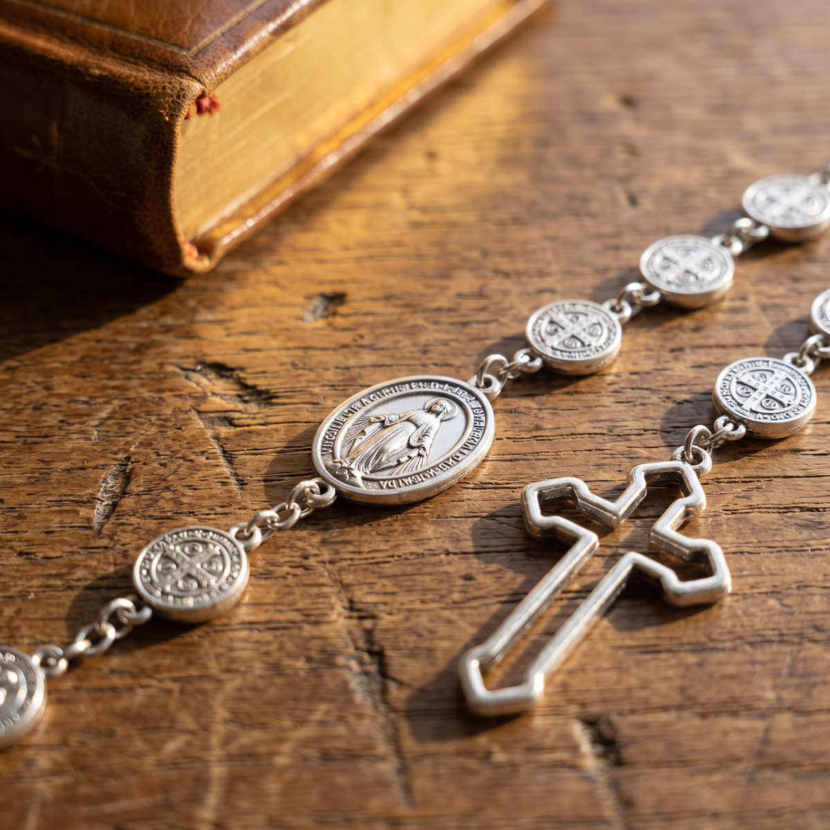 Dizainier saint Benoît, dizainier saint Benoît bracelet